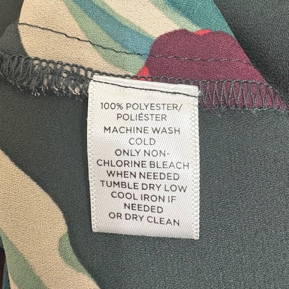 LOFT Floral Sleeveless Choker Halter Choker Style Top - Picture 7 of 7